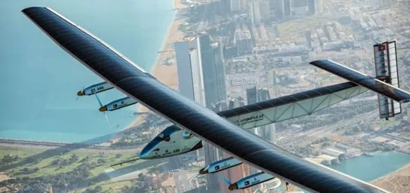 SOLAR IMPULSE ABD'Yİ BAŞTAN BAŞA GEÇMEYİ BAŞARAN İLK GÜNEŞ ENERJİSİYLE İŞLEYEN UÇAK OLDU