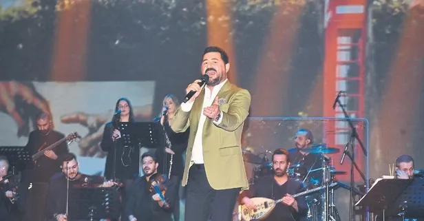 Ünlü şarkıcı Serkan Kaya'dan Kıbrıs'ta anlamlı konser!