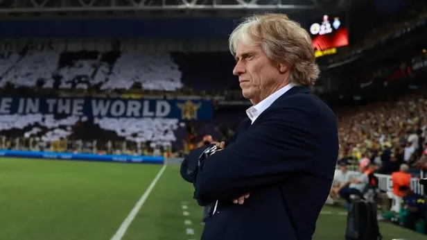 fenerin-hocasi-jorge-jesus-ic-sahadaki-buyuk-maclarda-rakiplerine-kolay-kolay-boyun-egmiyor-1673049522262.jpeg Fener’in hocası Jorge Jesus iç sahadaki büyük maçlarda rakiplerine kolay kolay boyun eğmiyor-3