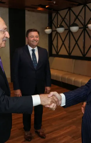 Gudubeti Arnavutluk'a da sıçradı! Kılıçdaroğlu ile görüşen Arnavutluk Cumhurbaşkanı Meta koltuğunu devretti