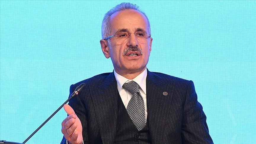bakan-uraloglu-hicaz-demiryolunu-al-jazeeraya-anlatti-bolgedeki-dengeleri-degistirecek-1781441135611.jpeg Bölgedeki dengeleri değiştirecek proje Hicaz Demiryolu! Bakan Uraloğlu Al Jazeera’ya anlattı: 3-4 yılda tamamlanacak-12