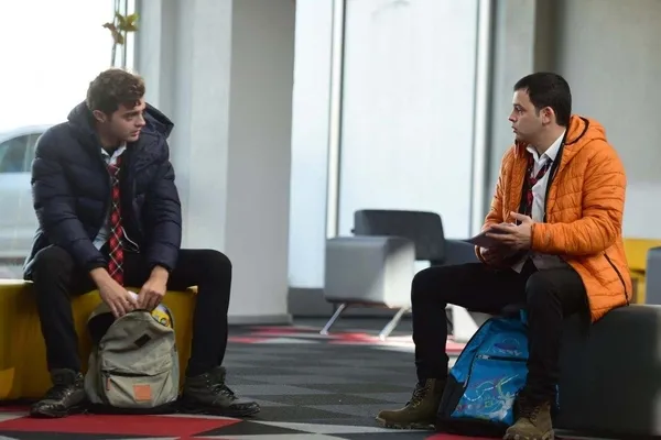 sengul-aci-gercekle-yuzlesti-kardeslerim-31-bolum-fragmani-nefes-kesti-sen-nasil-bir-seytansin-1638048584706.jpg Şengül acı gerçekle yüzleşti! Kardeşlerim 31. bölüm fragmanı nefes kesti: “Sen nasıl bir şeytansın!”-5