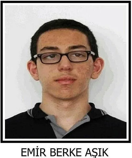 trabzondan-aci-haber-dalgalara-kapilan-2-lise-ogrencisinden-birinin-cansiz-bedenine-ulasildi-1701420536010.jpeg Trabzon'dan acı haber: Dalgalara kapılan 2 lise öğrencisinin cansız bedeni bulundu-2