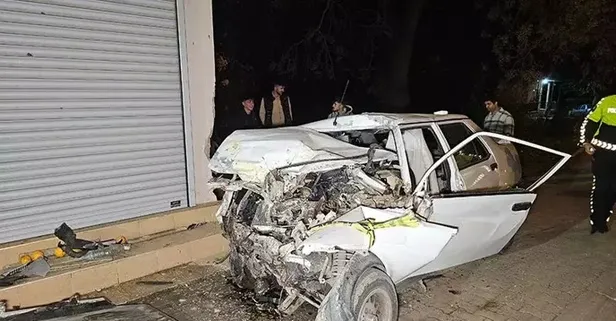 Adana'da çocuk sürücünün kullandığı otomobil kaza yaptı!