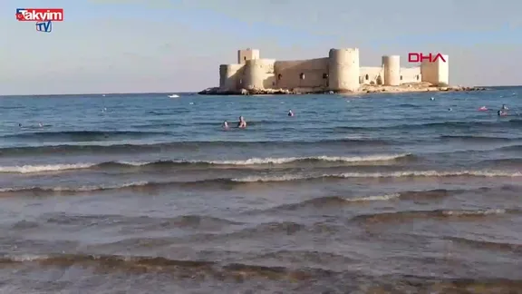 Mersin’de Ekim ortasında deniz keyfi