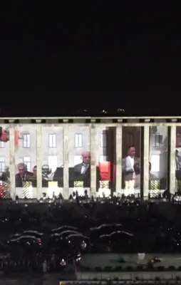 Gazi Meclis'te muhteşem sinevizyon gösterimi