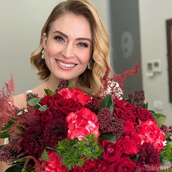 8 yıllık evliliğin meyvesi! Ceyda Düvenci oğluyla tatilde! Kumsal pozları sosyal medyayı salladı! Bülent Şakrak’ın oğlu ilgi odağı oldu - 6