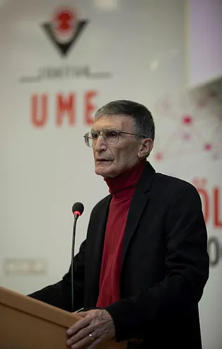 Prof. Dr. Aziz Sancar'dan Türkiye'ye aşı mesajı: "Mantık dışı"