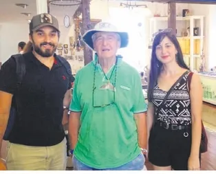 Komşu’dan antika aldı