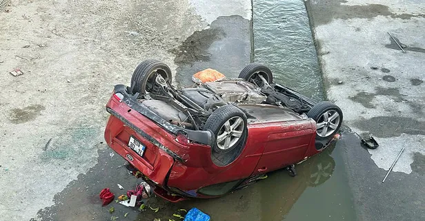 Küçükçekmece'de feci kaza! Ters yönden girdi dereye uçtu: 8 yaralı