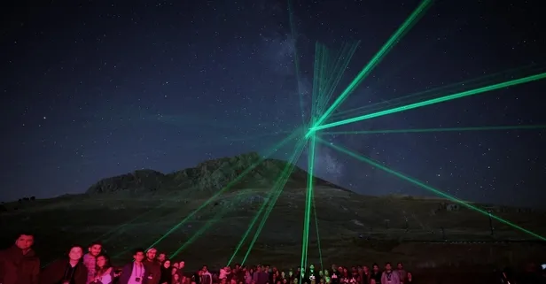 Bakanlar Kacır ve Bak Antalya'da Gökyüzü Gözlem Etkinliği'nde!
