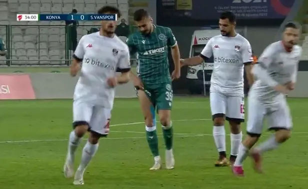 Konyaspor-Vanspor maçında sportmenlik örneği! Konyaspor kalesini gole açtı-2