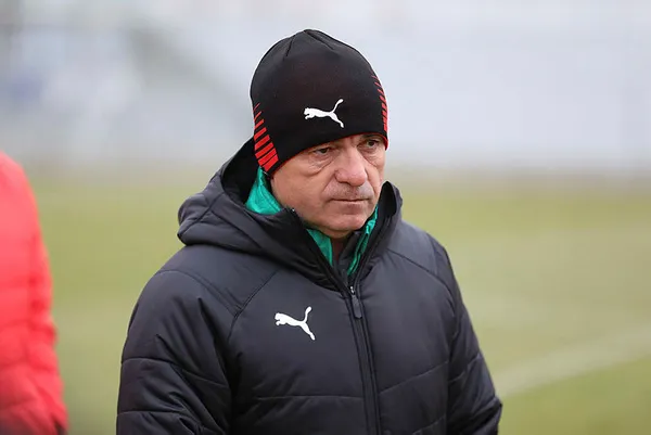 son-dakika-sivasspor-teknik-direktoru-riza-calimbay-koronaviruse-yakalandi-1606903295565.jpg SON DAKİKA! Sivasspor teknik direktörü Rıza Çalımbay koronavirüse yakalandı-2