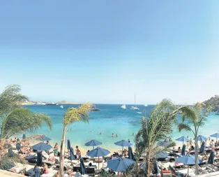 Uyanık Yunan bayram yapıyor