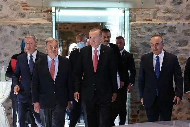 fransiz-siyaset-bilimci-charles-saint-prottan-turkiyeye-ovgu-dolu-sozler-her-sey-onlarin-sayesinde-1658759368415.jpeg Fransız siyaset bilimci Charles Saint-Prot'tan Türkiye'ye övgü dolu sözler: Her şey onların sayesinde...-3