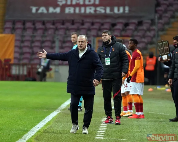 Süper Lig'i sallayan golcü Galatasaray yolunda! İşte Aaron Boupendza için yapılan teklif... - 4