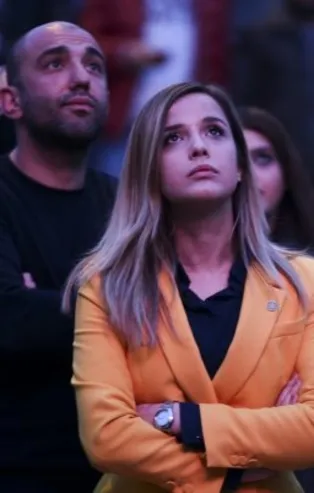 İP Genel Merkezi'nde hüzünlü bekleyiş