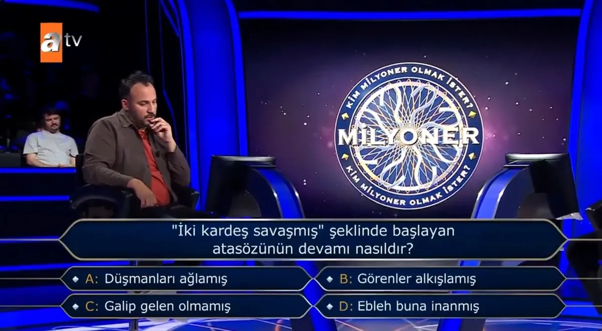 milyonerde-yarismaciya-tum-jokerleri-harcattiran-soru-bu-gol-hangi-ulkede-1782075470653.jpeg Milyoner'de yarışmacıya tüm jokerleri harcattıran soru! Bu göl hangi ülkede?-10