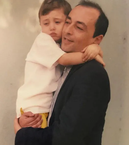 Masterchef Emir'in babası çıka çıka o Milli futbolcu çıktı cool çocuğun büyük dramı! Emir babasının kopyası meğer Fatih Terim...-9