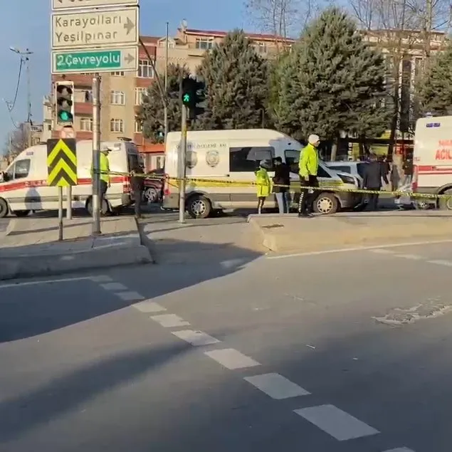 Polisin durdurduğu aracın bagajından kadın cesedi çıktı