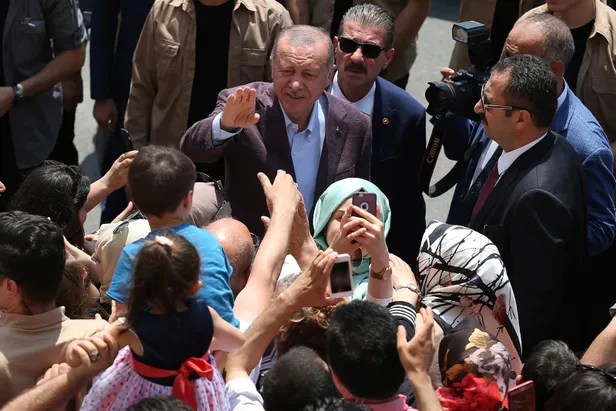 Son dakika haberi: Başkan Erdoğan oyunu Üsküdar'da kullandı-3