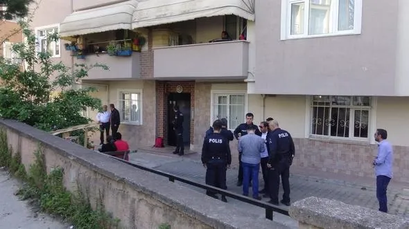 Darıca'da vahşi cinayet! İlişkisine karşı çıkan anne ve babasını katletti-4
