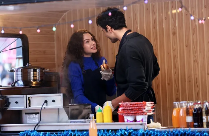 kardeslerim-112-bolum-fragmani-yayinlandi-cok-guzelsin-sana-bayiliyorum-1704792947151.jpg Kardeşlerim 112. bölüm fragmanı yayınlandı: Çok güzelsin! Sana bayılıyorum...-3