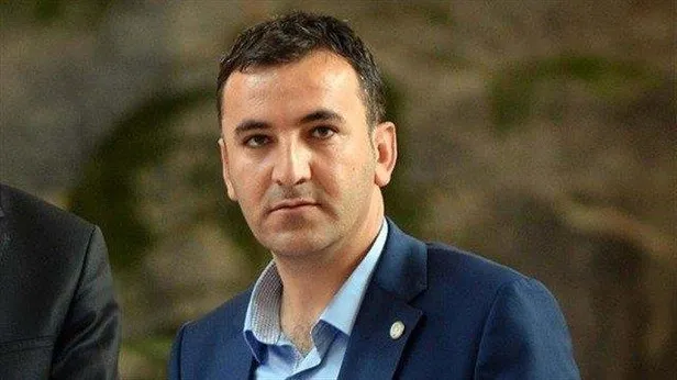 hdp-pkknin-ta-kendisidir-dagda-silah-egitimi-alan-ferhat-encu-hdp-istanbul-il-baskani-oldu-1639336696834.jpeg HDP, PKK'nın ta kendisidir! Dağda silah eğitimi alan Ferhat Encü HDP İstanbul İl Başkanı oldu-4
