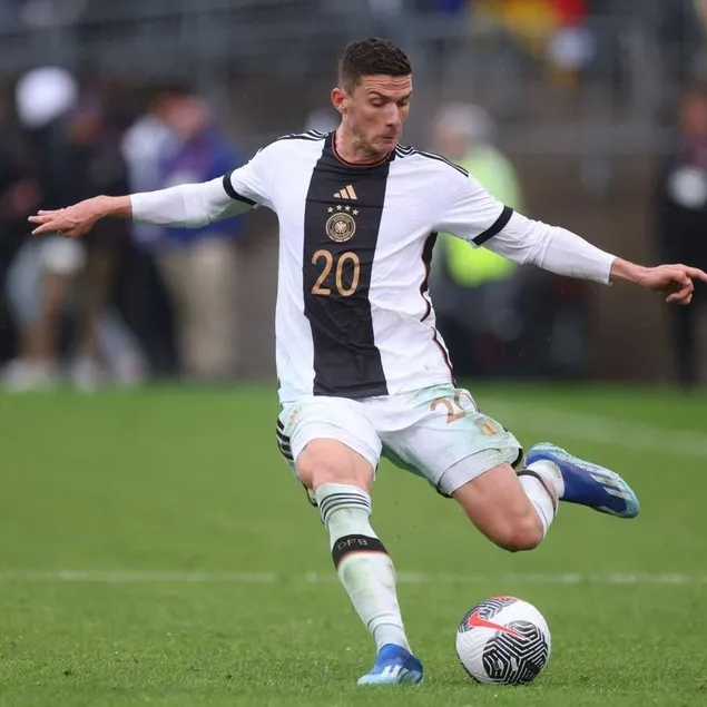 Beşiktaş Robin Gosens için devrede!