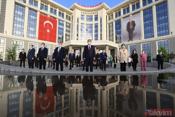 19 Mayıs saat 19.19'da tüm Türkiye İstiklal Marşı için tek ses oldu! - 3