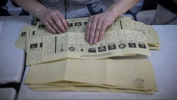 Maltepe’de kasiyer ve şoför sandık kurulu başkanı olmuş!-1