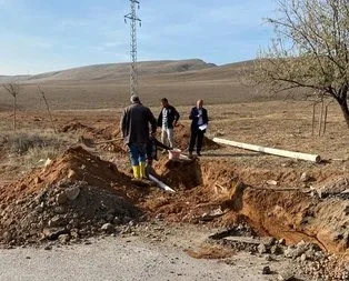 CHP’li ABB’den yeni skandal! Çiftçilerin tarlalarına çöktü