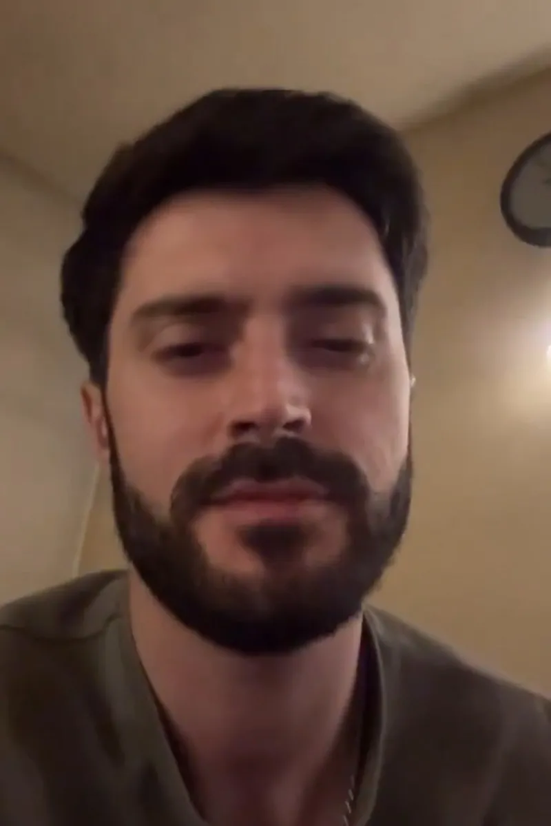 deniz-sinan-demir-sunniligi-hedef-aldi-kufurler-yagdirdi-sorusturma-baslatildi-1771415053732.jpeg Deniz Sinan Demir "Sünniliği" hedef aldı: Küfürler yağdırdı soruşturma başlatıldı!-4