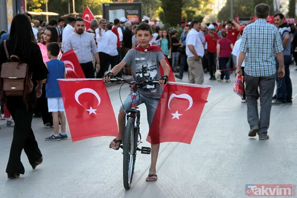 Türkiye meydanlarda tarih yazdı - 21