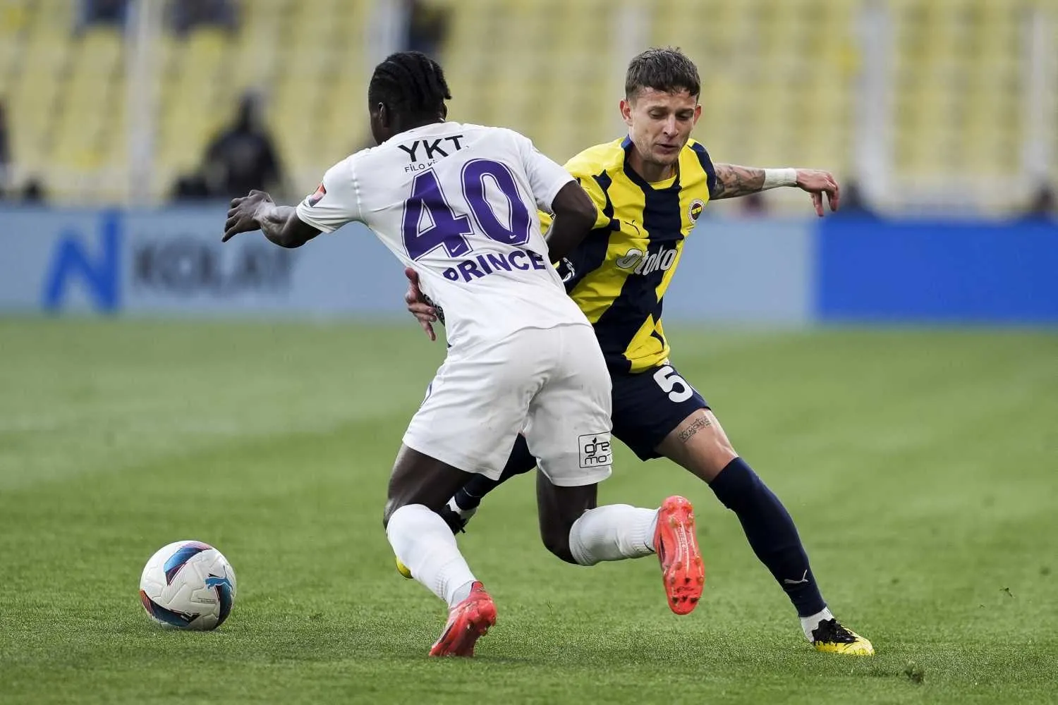 Fenerbahçe'ye 1.90'lık forvet! Transfer için sözleşmesi hazır - 19