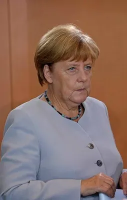 Merkel'den geç kalınmış itiraf