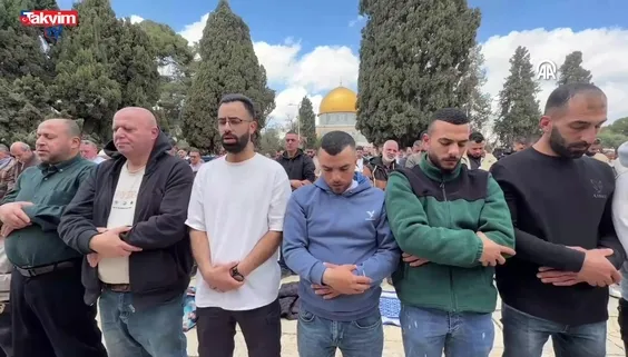 Kudüs’te 5 haftalık hasret sona erdi: Mescid-i Aksa’da ilk cuma