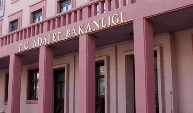 adalet-bakanligi-personel-alim-ilani-yayinladi-2023-adalet-bakanligi-personel-alimi-basvuru-sartlari-neler-nas-1694781674602.jpeg