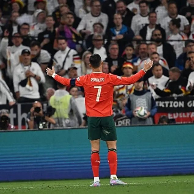 Ronaldo’dan 937. Gol