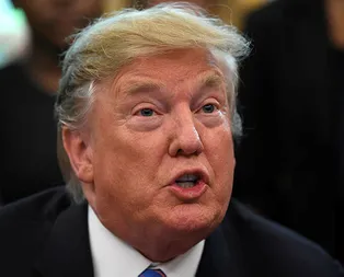 ABD Başkanı Trumptan Venezueladaki darbe girişimi ile ilgili önemli açıklama