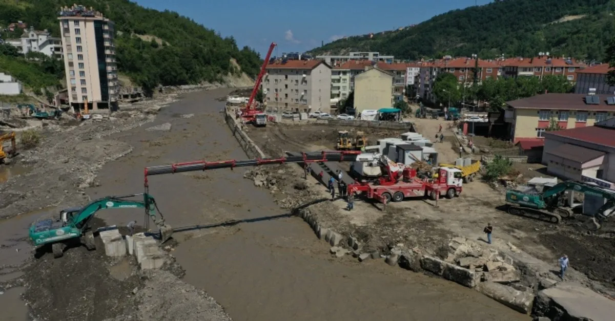 Kastamonu'daki Ezine Çayı'na Seyyar Köprü yapılıyor! A Haber afet bölgesinde