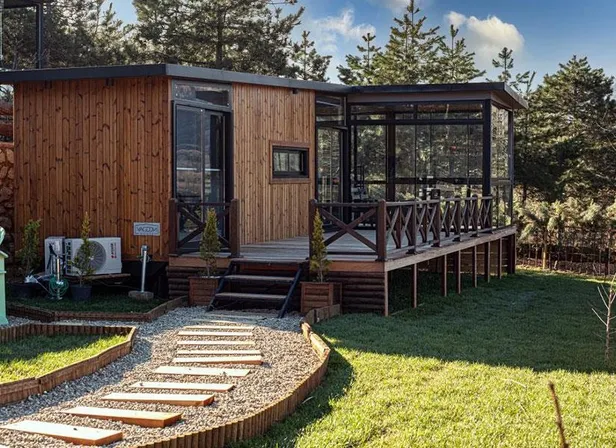 konut-fiyatlarindaki-artislar-nedeniyle-tiny-houselara-talep-artti-araba-fiyatina-sahip-oluna-biliniyor-1652040123429.jpeg Konut fiyatlarındaki artışlar nedeniyle ‘tiny house’lara talep arttı!-3