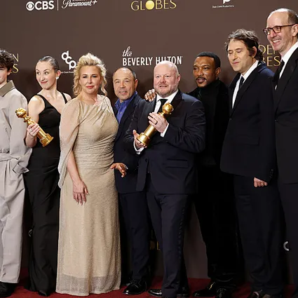 Hollywood’da altın gece! 83. Altın Küre Ödülleri sahiplerini buldu