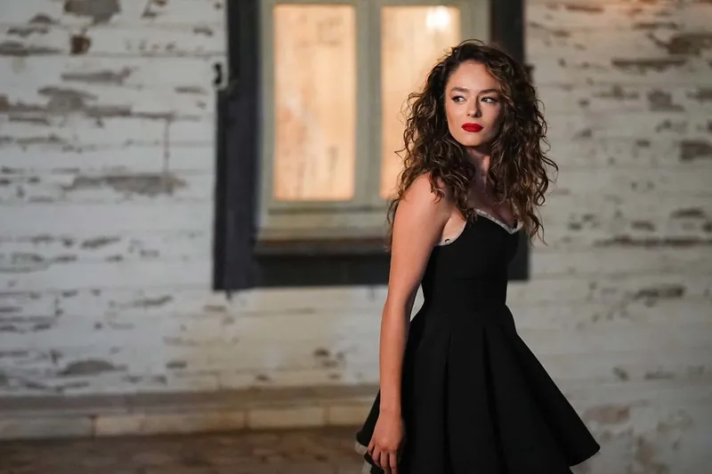 aile-saadetinde-heyecan-dorukta-latife-geliyor-konakta-yeni-sirlar-ortaya-cikiyor-1754050190142.jpg Kaynak: atv