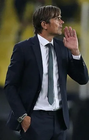Phillip Cocu'dan yönetime şok talep!
