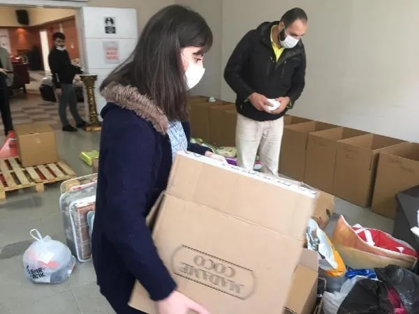 Son dakika: İzmit’teki vatandaşlardan İzmir’e yardım: Sizi en iyi biz anlarız-2