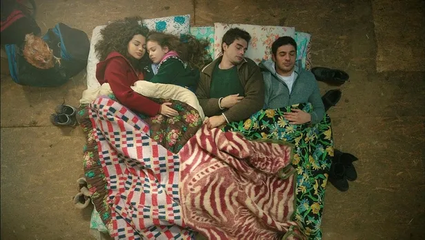 gozler-onun-uzerinde-kardeslerimin-asiyesi-hakkindaki-gercek-sasirti-basarili-oyuncu-su-burcu-yazgi-coskun-1616787471784.jpeg Gözler onun üzerinde! Kardeşlerim'in Asiye'si hakkındaki gerçek şaşırttı! Genç oyuncu Su Burcu Yazgı Coşkun...-5