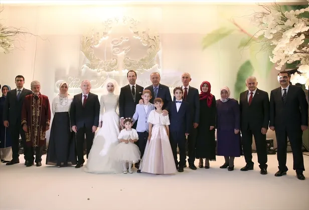 Başkan Erdoğan nikah şahidi oldu-1