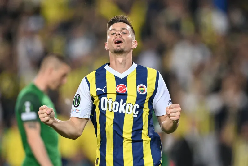 Fenerbahçe Ludogorets'i yendi! Seri devam etti - 16