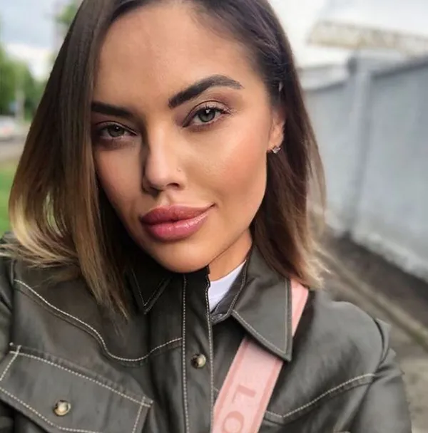 istanbulda-balkondan-duserek-hayatini-kaybeden-ukraynali-fotomodel-manken-anzelika-srabiantsin-son-sozleri-ortaya-cikti-1623504968147.jpg İstanbul'da rezidansın balkonundan düşerek ölen Ukraynalı fotomodel Anzelika Srabiants’ın son görüntüleri ortaya çıktı-9